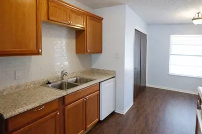 533 Annapolis Drive, Fort Worth, TX 76108 - Photo 9