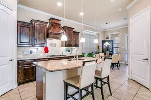 504 Garden Ave, Euless, TX 76039 - Photo 5