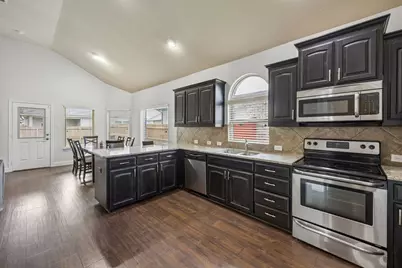 337 Delgany Trail, Fort Worth, TX 76052 - Photo 9