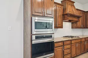 821 Beeville Ct, McKinney, TX 75071 - Photo 11