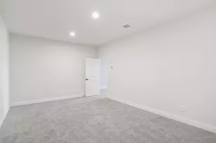 821 Beeville Ct, McKinney, TX 75071 - Photo 29