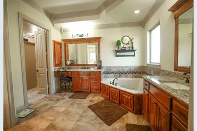 1387 Shadow Lakes Drive, Wills Point, TX 75169 - Photo 17