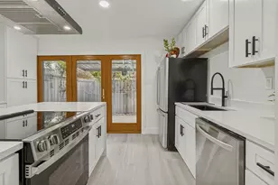 10635 Stone Canyon Rd, Dallas, TX 75230 - Photo 9