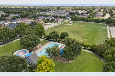 633 Daisy Drive, DeSoto, TX 75115 - Photo 35