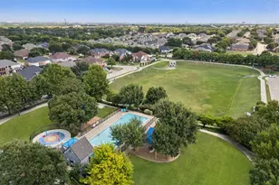 633 Daisy Dr, DeSoto, TX 75115 - Photo 35