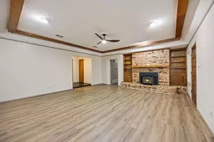 409 Circleview N, Hurst, TX 76054 - Photo 7