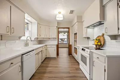 409 Circleview N, Hurst, TX 76054 - Photo 11