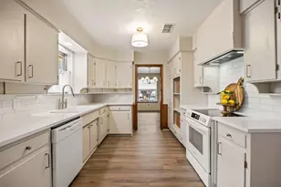 409 Circleview N, Hurst, TX 76054 - Photo 11