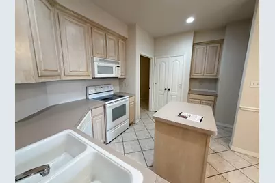 708 Nandina Way, Waxahachie, TX 75165 - Photo 9