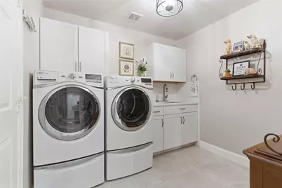 8913 Grandview Drive, Denton, TX 76207 - Photo 25