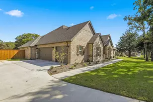 2021 Crystal Palace Blvd, Alvarado, TX 76009 - Photo 7