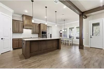 2021 Crystal Palace Boulevard, Alvarado, TX 76009 - Photo 9