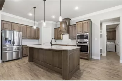 2021 Crystal Palace Boulevard, Alvarado, TX 76009 - Photo 9