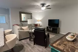 8613 Horseshoe Hl Ct, Fort Worth, TX 76131 - Photo 5