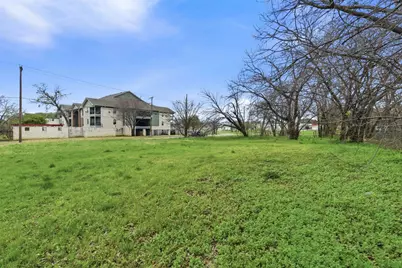 311 E Cannon Street, Fort Worth, TX 76104 - Photo 11