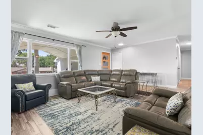 645 Woodcrest Drive, Lakewood Village, TX 75068 - Photo 7