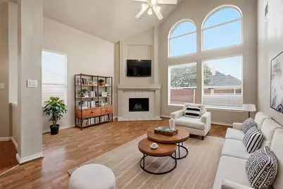 2306 Valley Creek Drive, Garland, TX 75040 - Photo 7