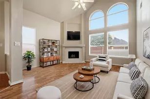 2306 Valley Creek Dr, Garland, TX 75040 - Photo 7