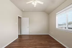 2306 Valley Creek Dr, Garland, TX 75040 - Photo 35