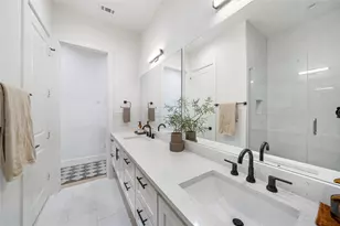 130 Gdn Ct W, Arlington, TX 76013 - Photo 23