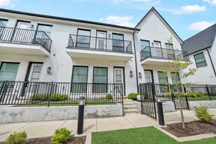 130 Gdn Ct W, Arlington, TX 76013 - Photo 1