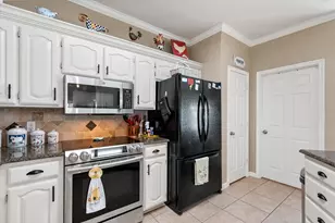 220 S Fork Dr, Hudson Oaks, TX 76087 - Photo 11