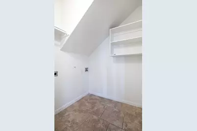 12233 Ridgeback Drive, McKinney, TX 75071 - Photo 7