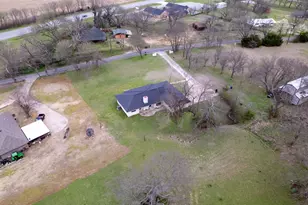 105 Kelsoe Dr, Sherman, TX 75090 - Photo 39