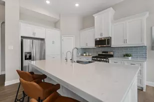 157 Fairweather Dr, Burleson, TX 76028 - Photo 15