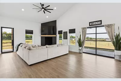 2436 Fm 1566 W, Celeste, TX 75423 - Photo 13