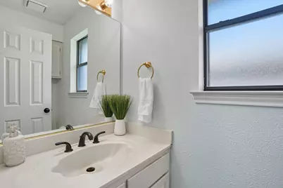 2517 Willowgate Lane, Carrollton, TX 75006 - Photo 15