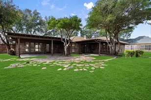 2306 Sunnyvale Rd, Grand Prairie, TX 75050 - Photo 29