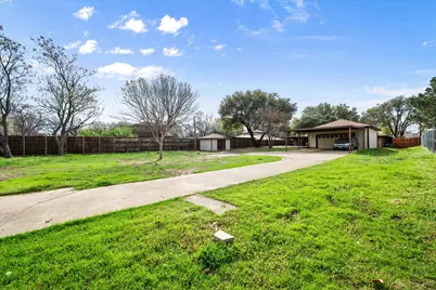 2306 Sunnyvale Road, Grand Prairie, TX 75050 - Photo 23