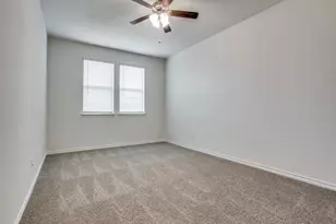 6978 Draper Ln, Garland, TX 75043 - Photo 11