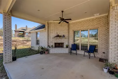 1041 Tex Lane, Springtown, TX 76082 - Photo 9
