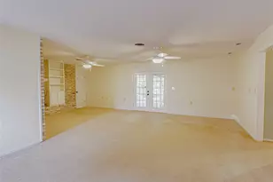 1103 Miller St, Bowie, TX 76230 - Photo 13