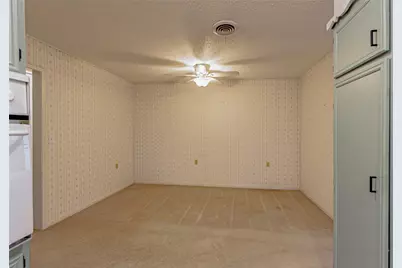 1103 Miller Street, Bowie, TX 76230 - Photo 3