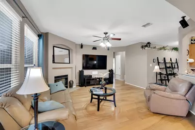 622 Hugh Walker Drive, Mesquite, TX 75149 - Photo 7