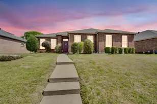 622 Hugh Walker Dr, Mesquite, TX 75149 - Photo 1