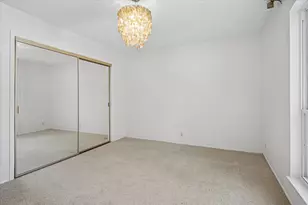 5226 Fleetwood Oaks Ave, Dallas, TX 75235 - Photo 13