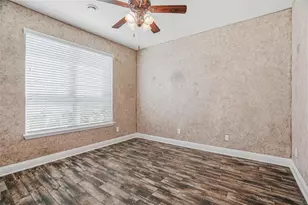 1194 Overland Dr, Burleson, TX 76028 - Photo 9