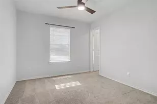 724 Basteen Ln, Justin, TX 76247 - Photo 21