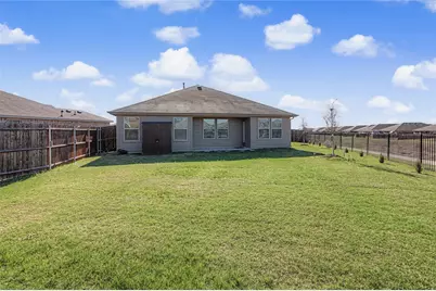 724 Basteen Lane, Justin, TX 76247 - Photo 31