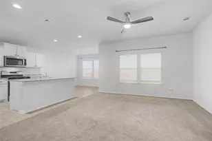 724 Basteen Ln, Justin, TX 76247 - Photo 3