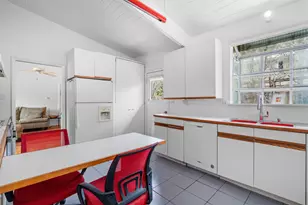 10753 Sinclair Ave, Dallas, TX 75218 - Photo 11