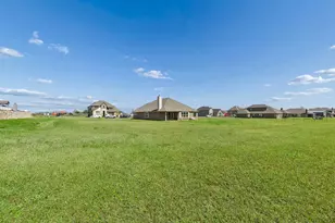 708 Olivia Ln, Collinsville, TX 76233 - Photo 23
