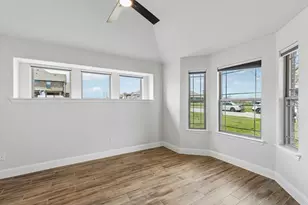 708 Olivia Ln, Collinsville, TX 76233 - Photo 3