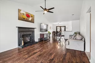 1117 Geneva Ct, Garland, TX 75040 - Photo 3