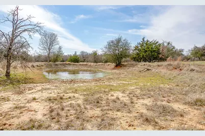 1615 Sanger Drive, Springtown, TX 76082 - Photo 37