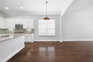 613 Sundrop Dr, Little Elm, TX 75068 - Photo 9